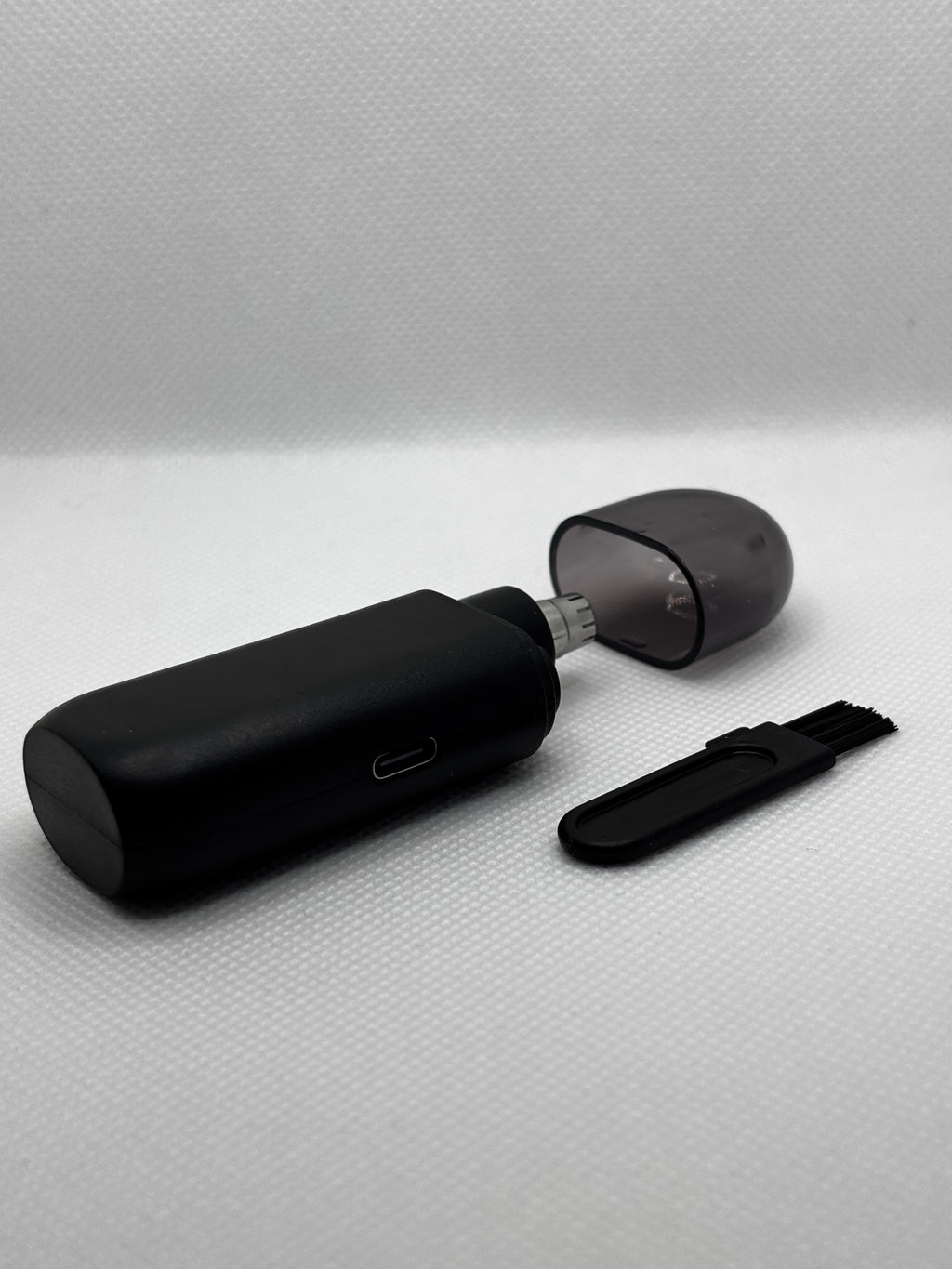 NIXORA™ Rechargeable Nose & Ear Hair Trimmer – Safe, Painless Precision Grooming